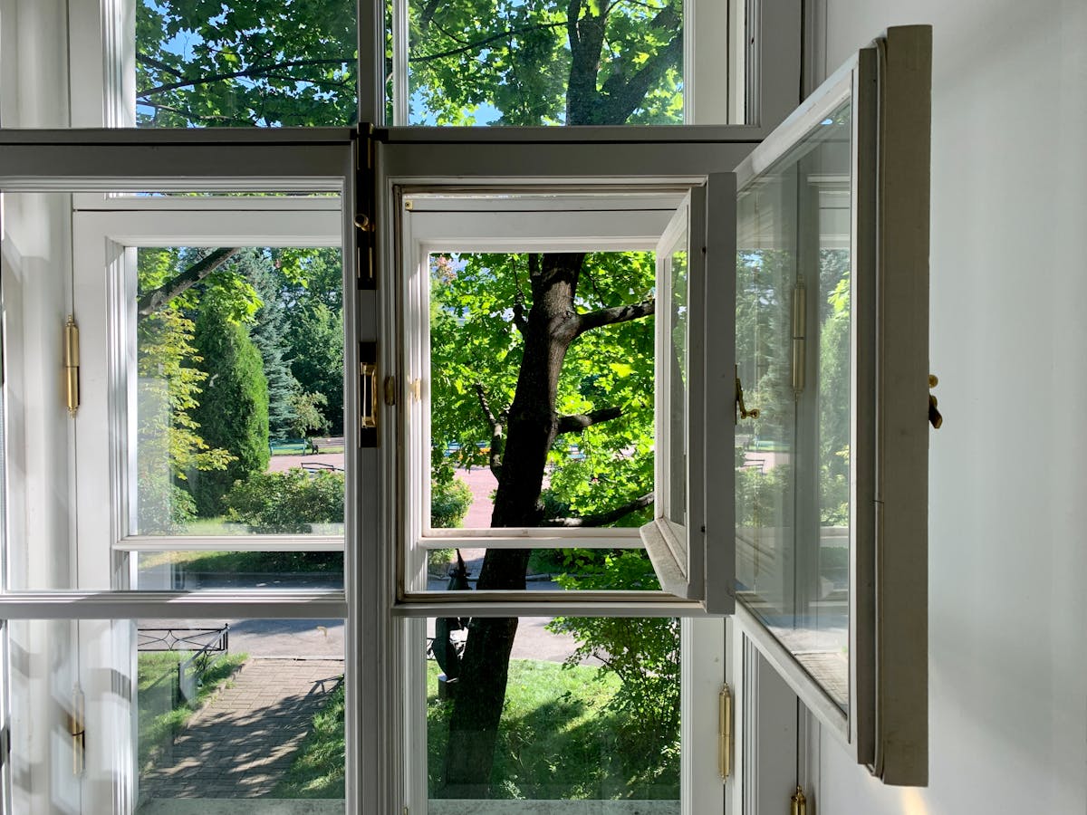 New window being fitted to a home