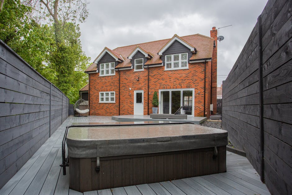Double Glazing installation in Fleetwood — costs and installers 2026
