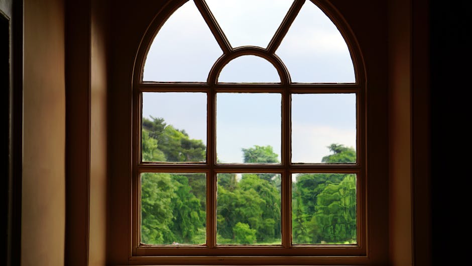 Double Glazing installation in Heaton Moor — costs and installers 2026